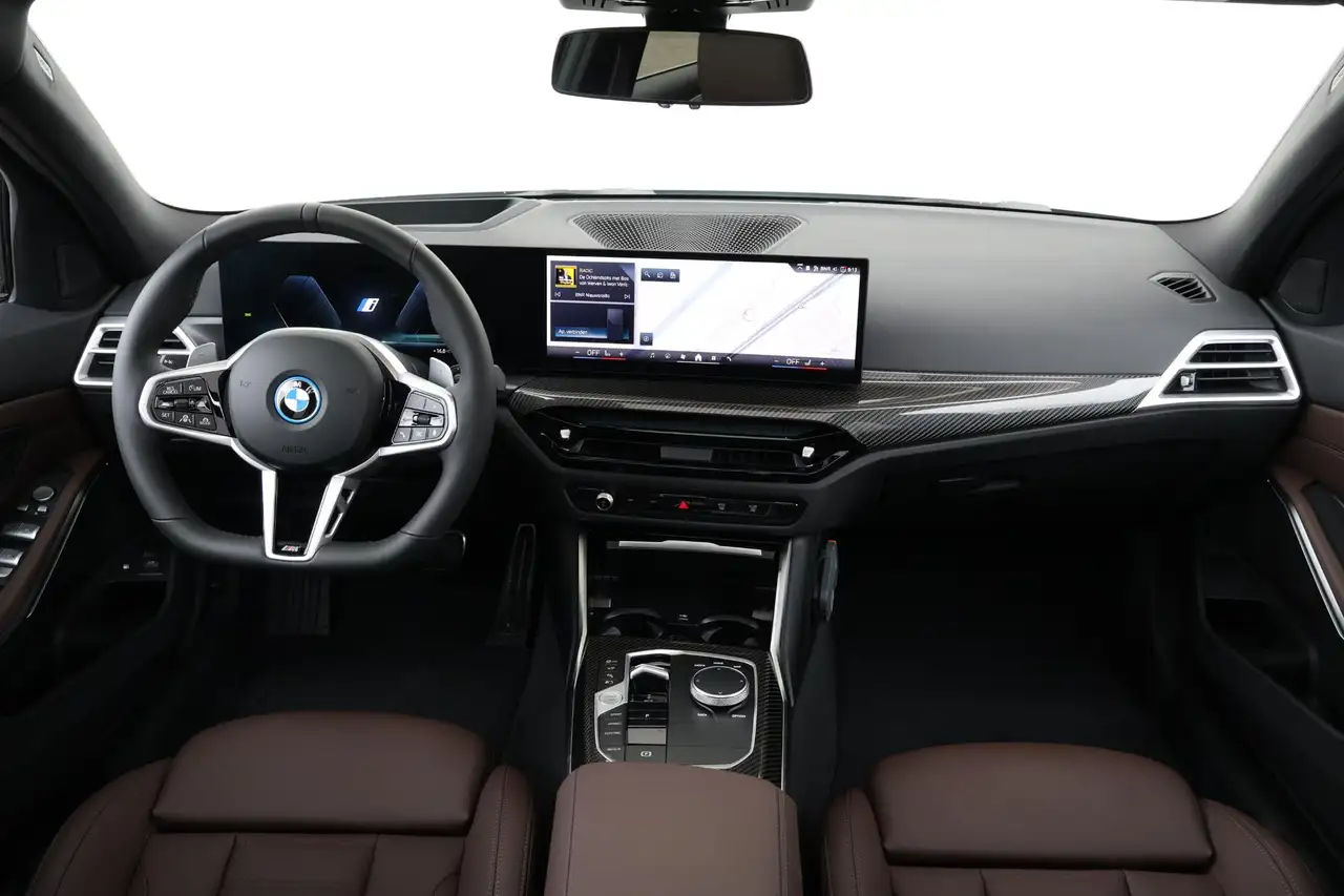 BMW 3 Series 2026 — фото 12