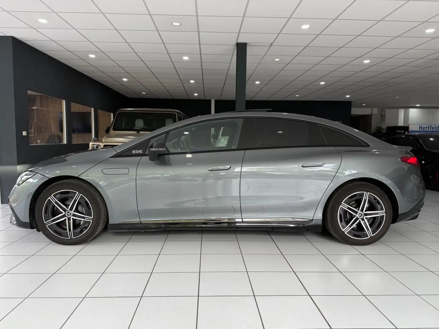 Mercedes-Benz EQE 300 AMG-LINE*PANO*DISTRONIC*HEADUP*MEMORY* Gri - 2