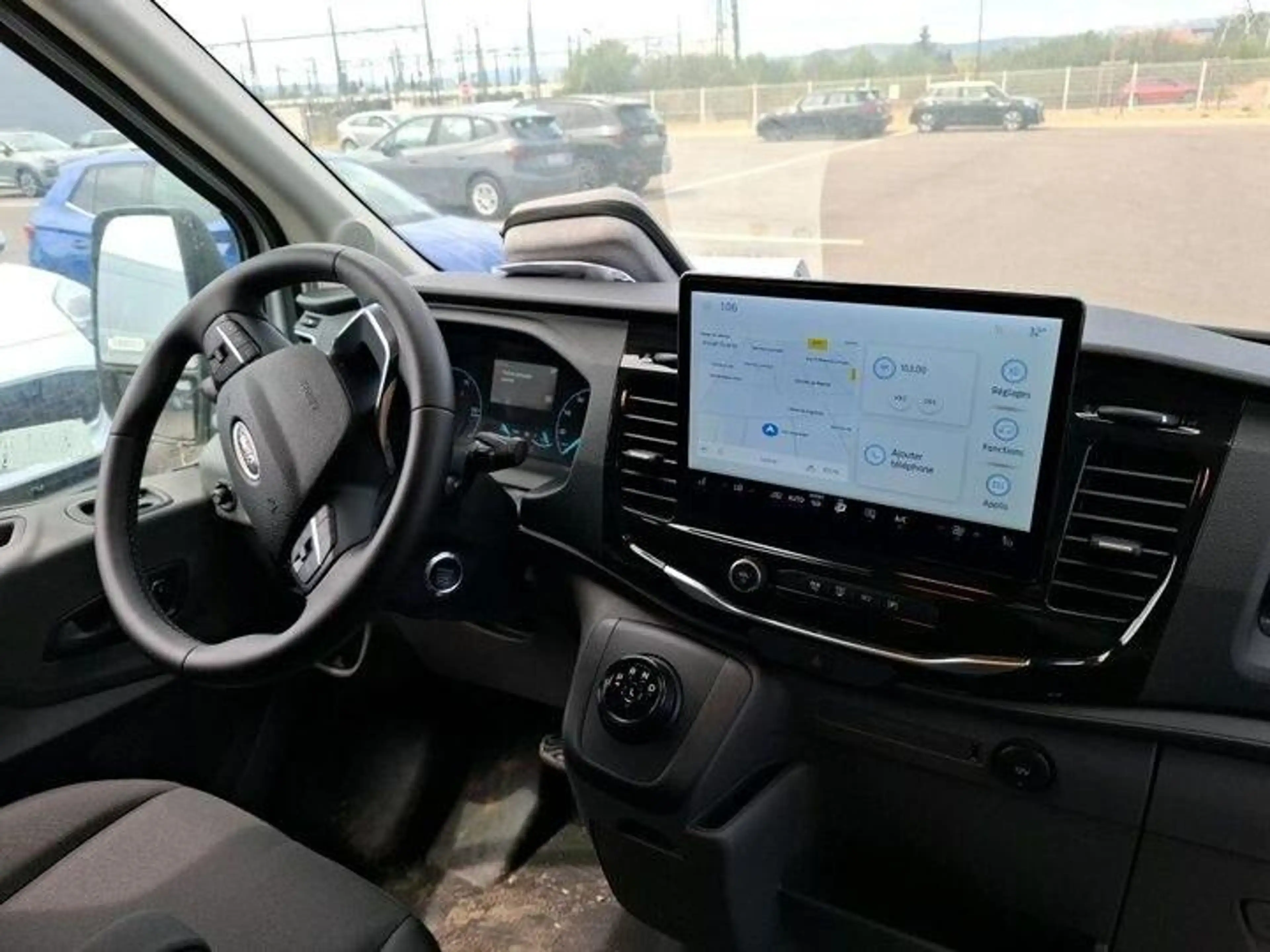Ford E-Transit 350 L2H2 Trend 68 kWh — photo 3
