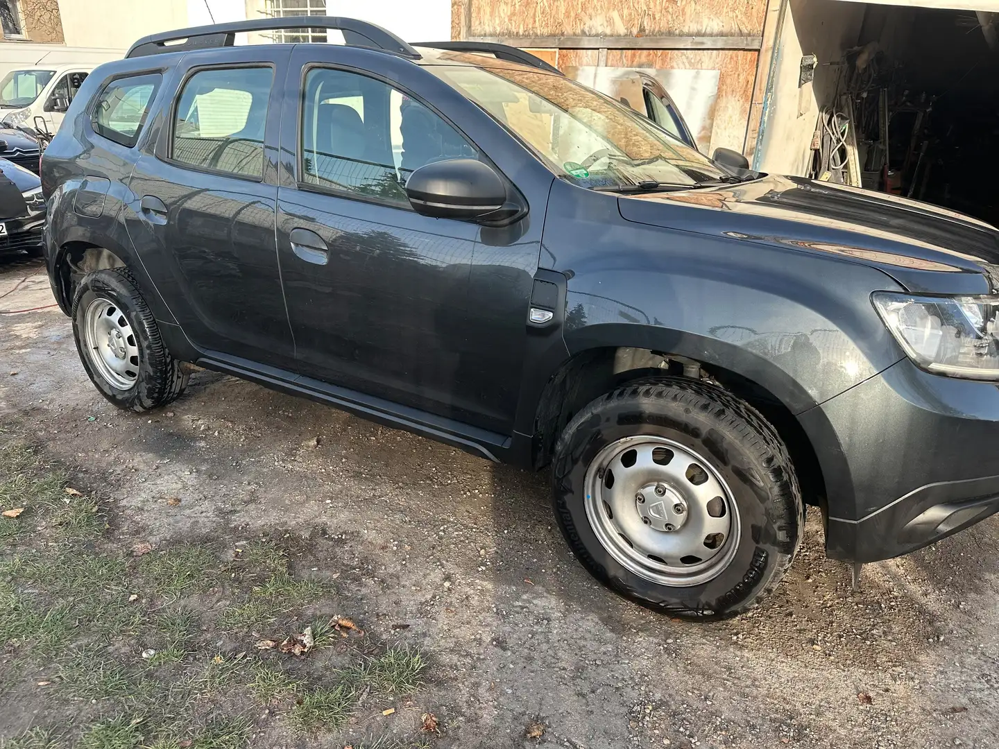 Dacia Duster Deal Grau - 2