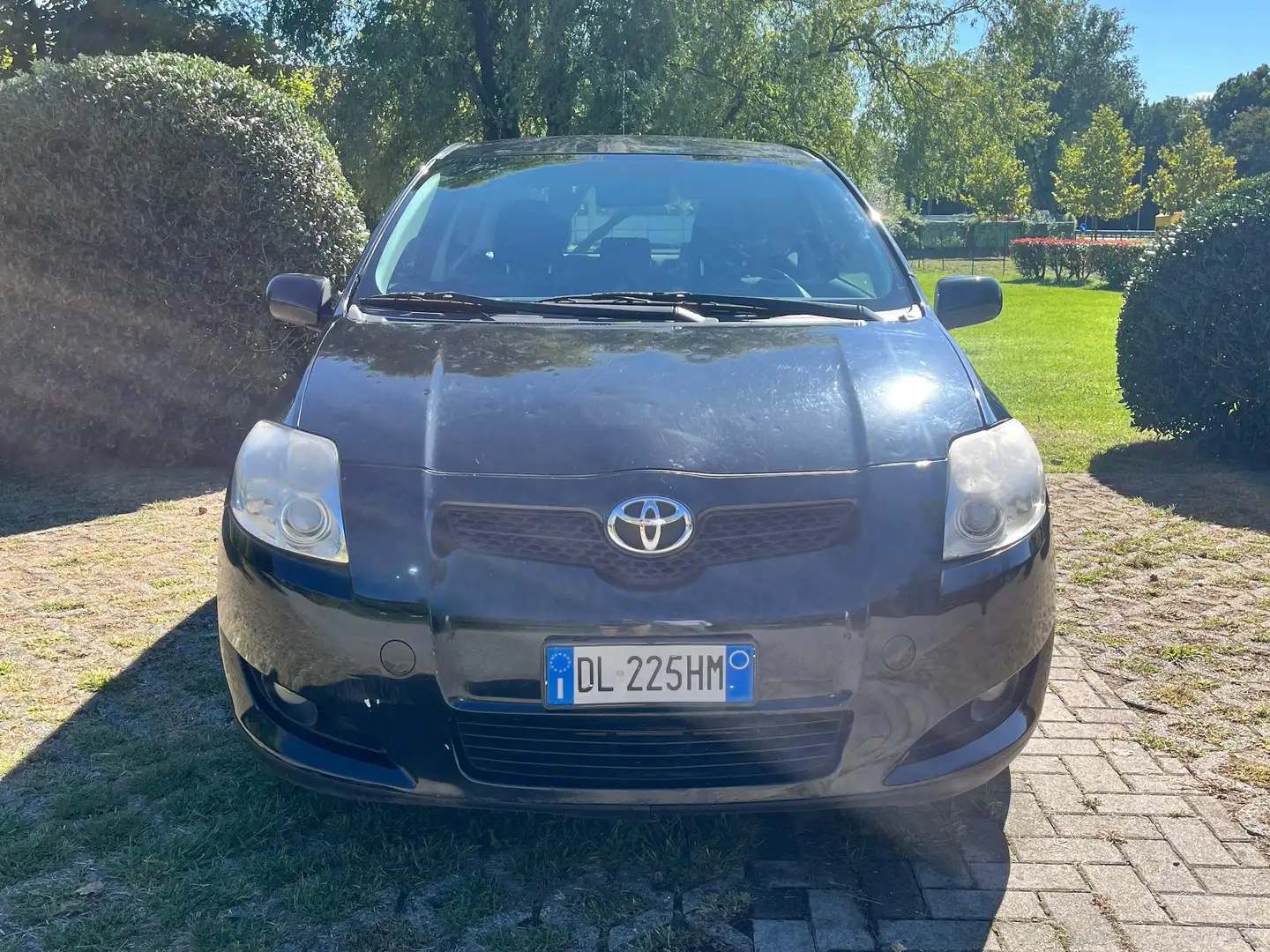 Toyota Auris 3p 1.4 d-4d Sol Nero - 1
