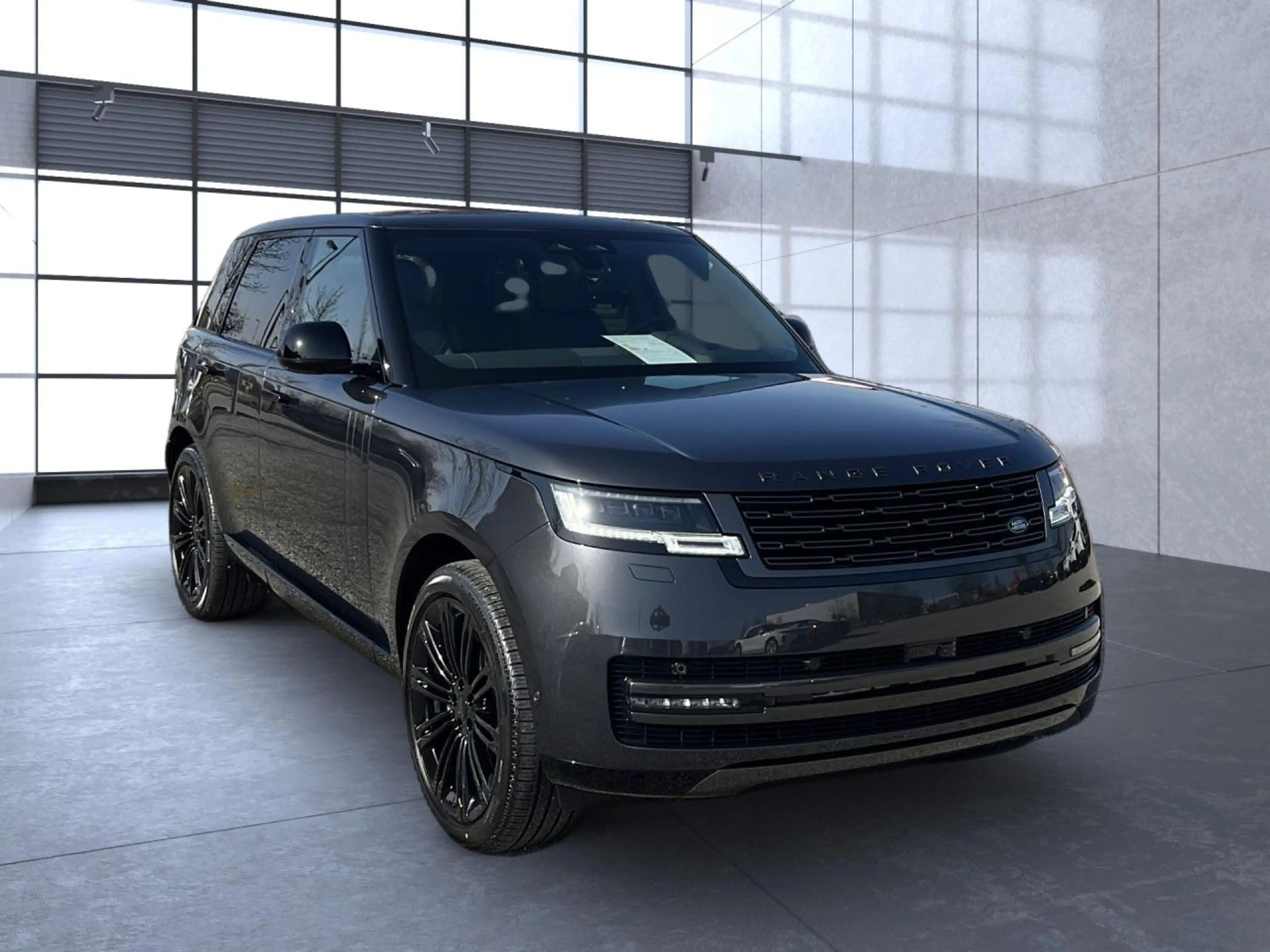 Land Rover Range Rover D300 SE — photo 4