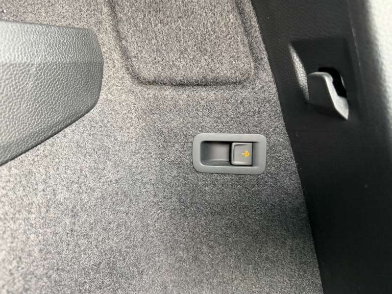 Skoda Karoq Sportline TSI DSG — photo 12