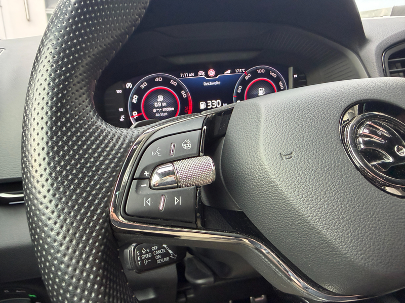 Skoda Karoq Sportline TSI DSG — photo 14