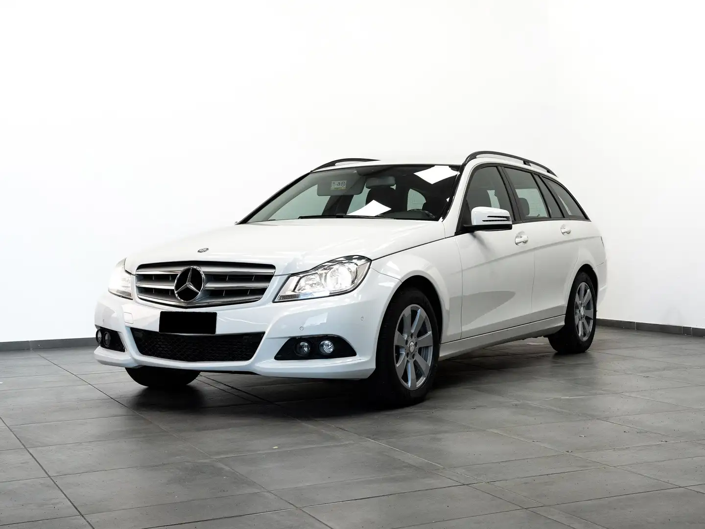 Mercedes-Benz C 180 Classe C - W204 2011 SW SW cdi (be) Trend Weiß - 1