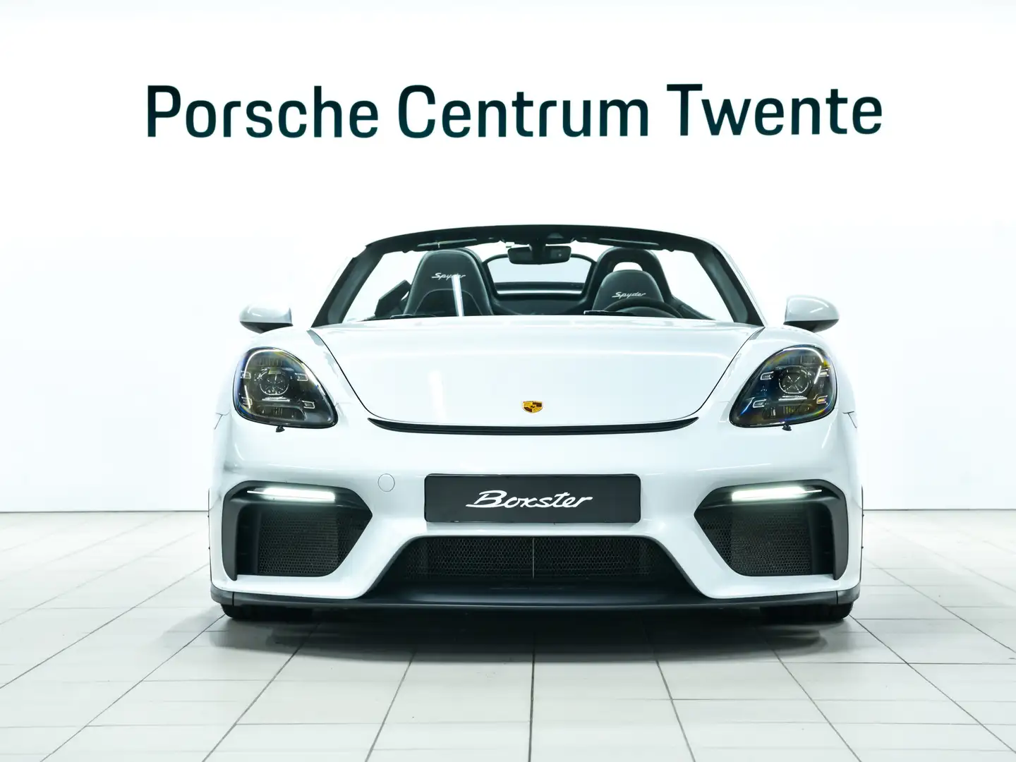 Porsche 718 Spyder Boxster Bílá - 2
