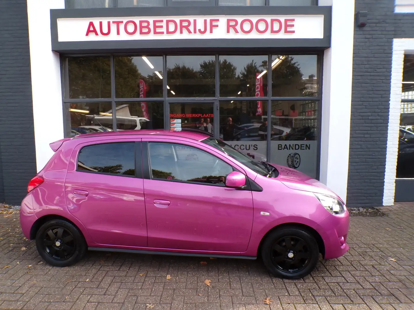 Mitsubishi Space Star 1.2 Instyle TOP STAAT ,GOED ONDERHOUDEN! Paars - 1