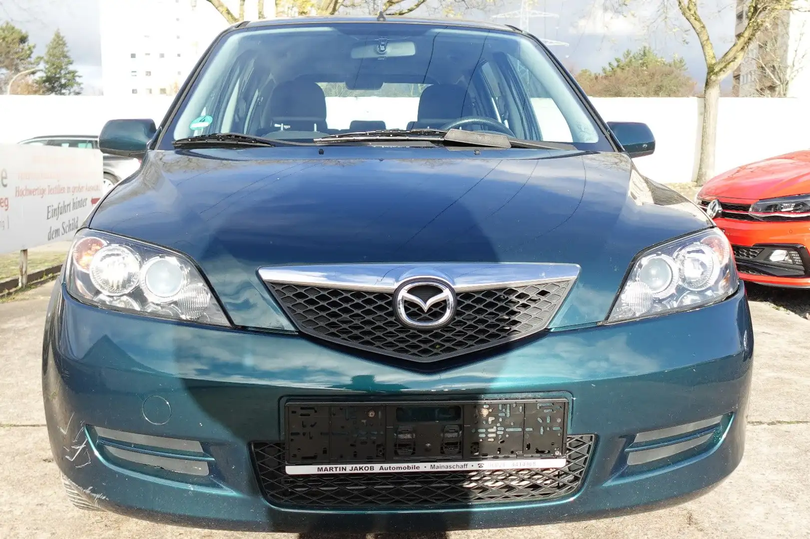 Mazda 2 Lim. 1.4 Active Verde - 2