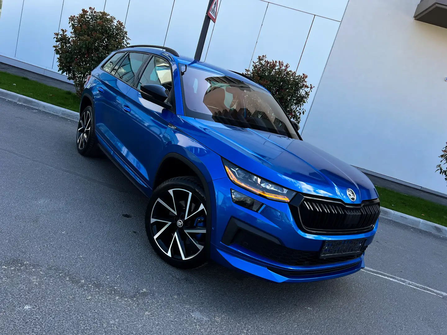 Skoda Kodiaq 2.0 TSI 4x4 DSG Sportline - 1