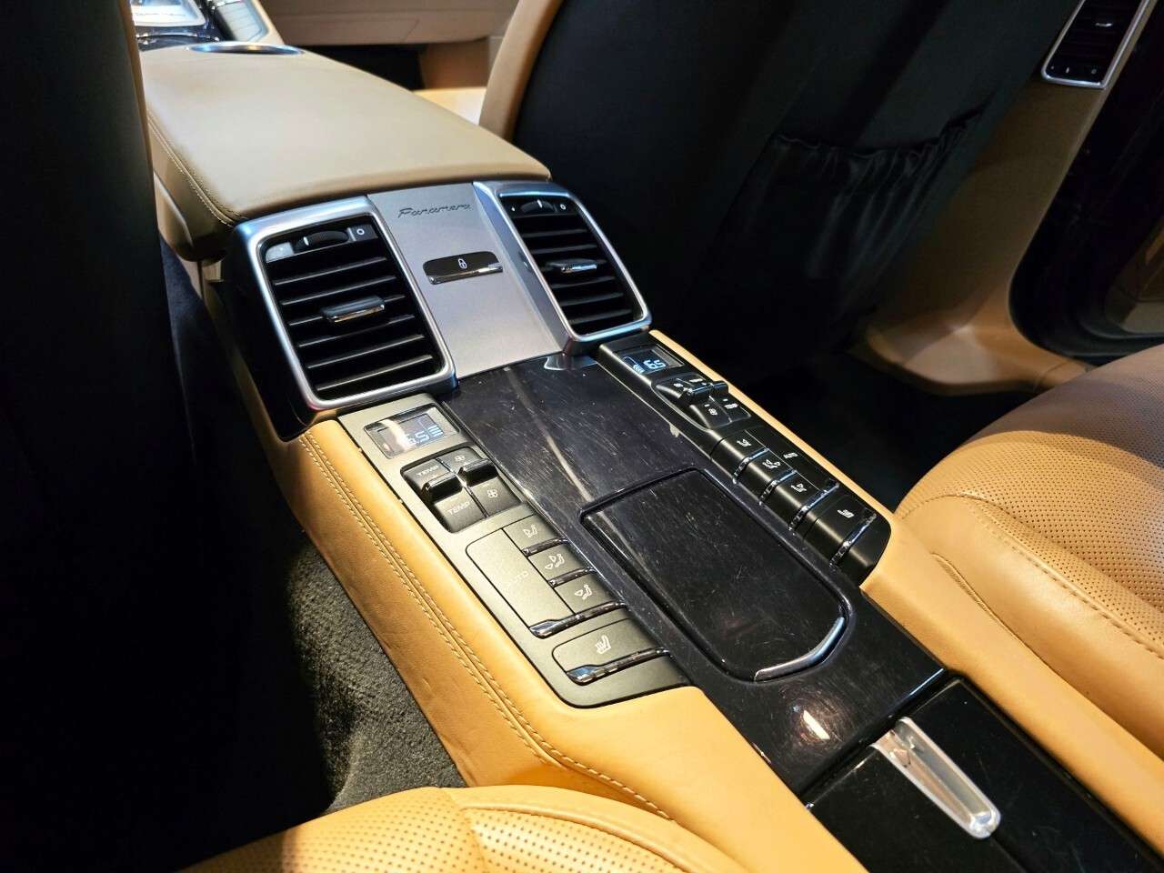 2016 Porsche Panamera Panamera4/Certified/Finance thumb 15