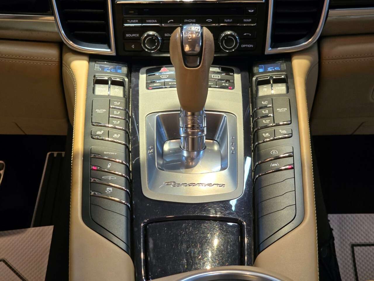 2016 Porsche Panamera Panamera4/Certified/Finance thumb 18