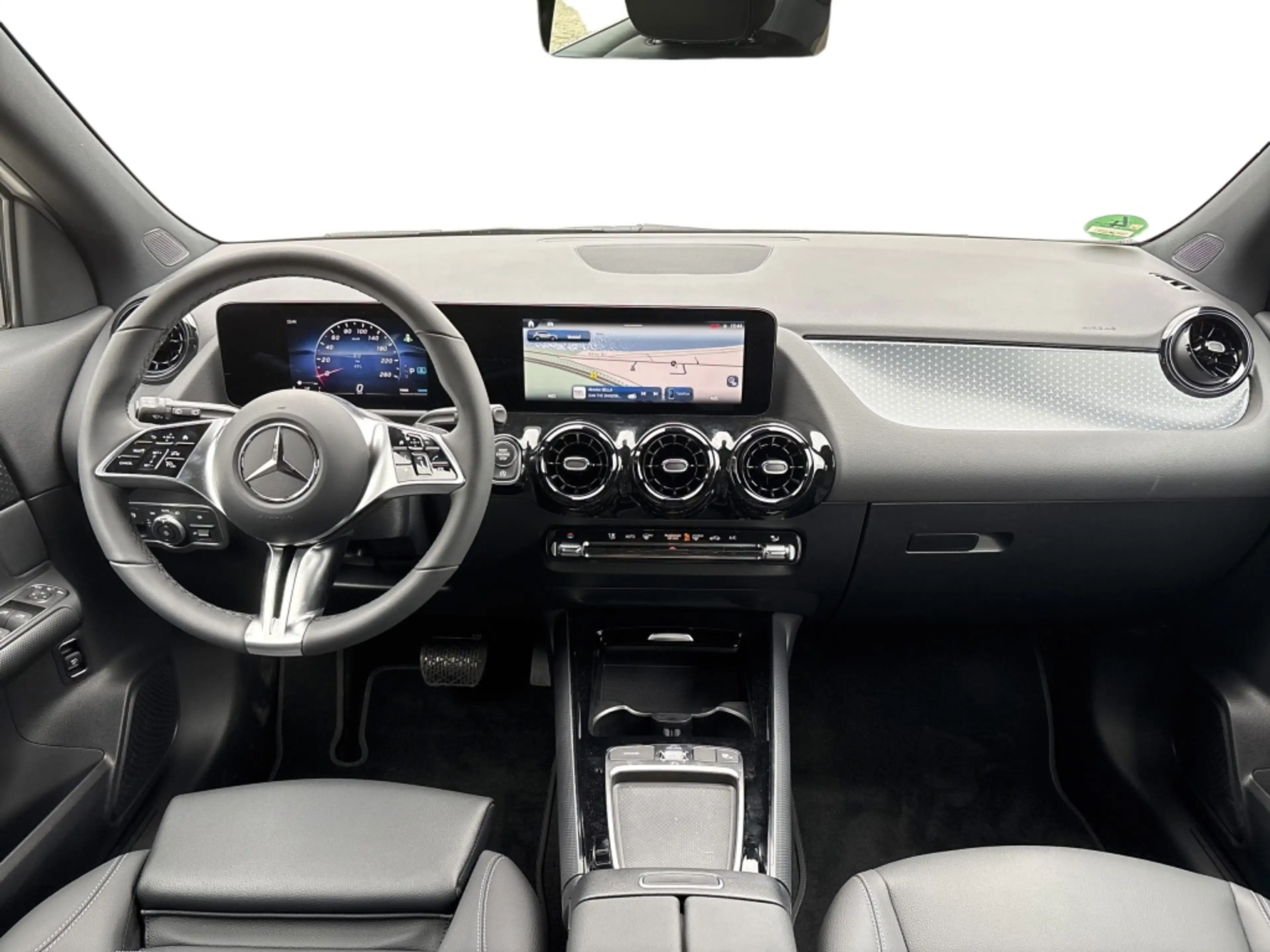 Mercedes-Benz GLA 180 Advanced RFK Totwinkelass. 17" — photo 8