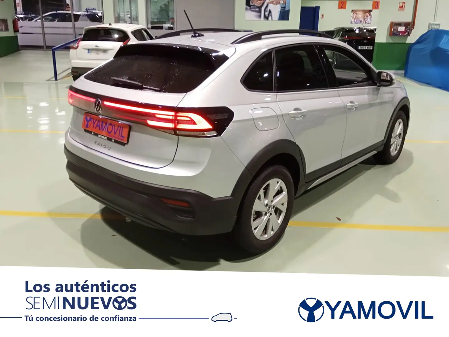 Volkswagen Taigo 1.0 TSI Life DSG 85kW Plateado - 2