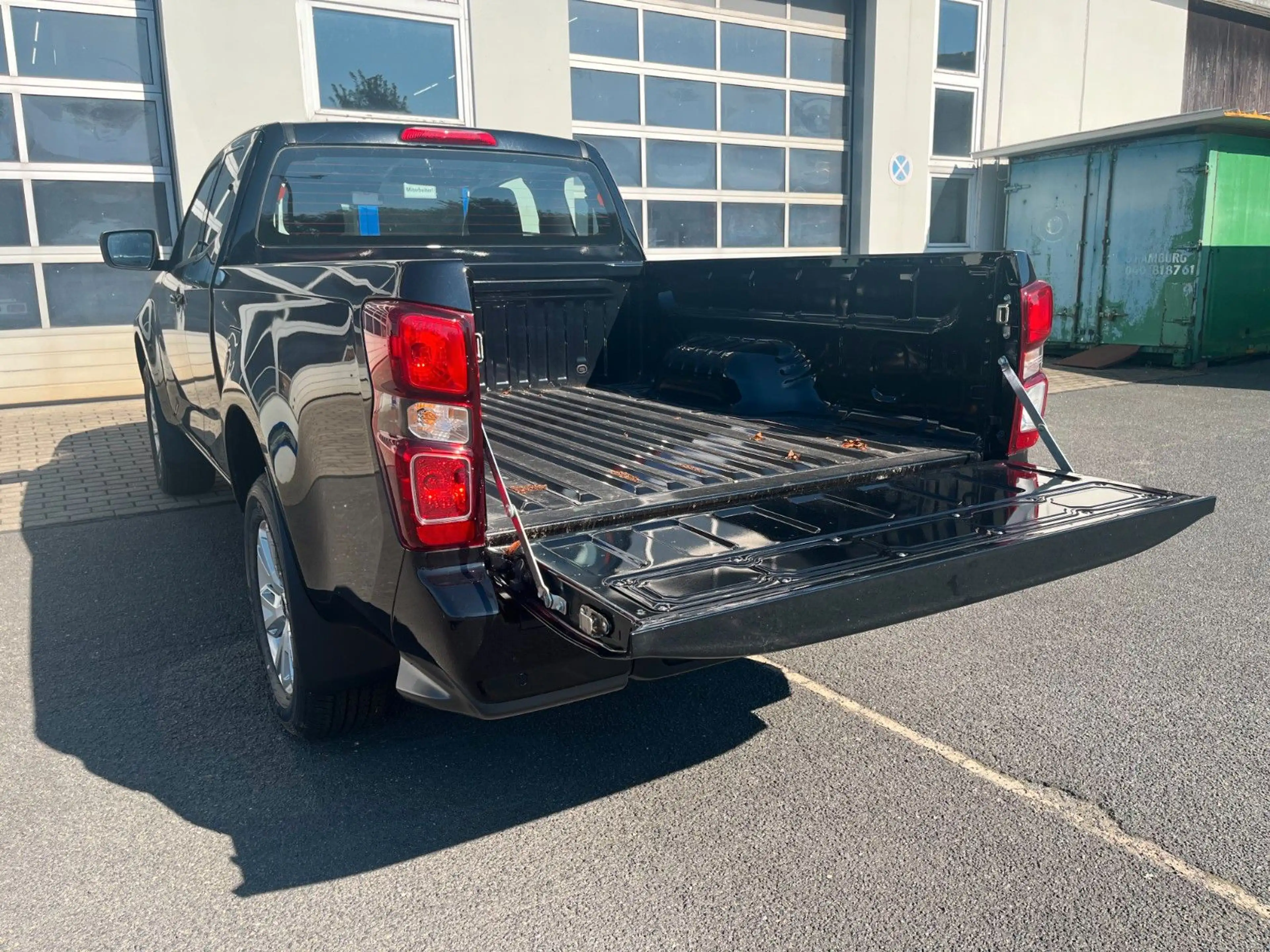 Isuzu D-Max Space Cab LS AT  +SOFORT+ — photo 5