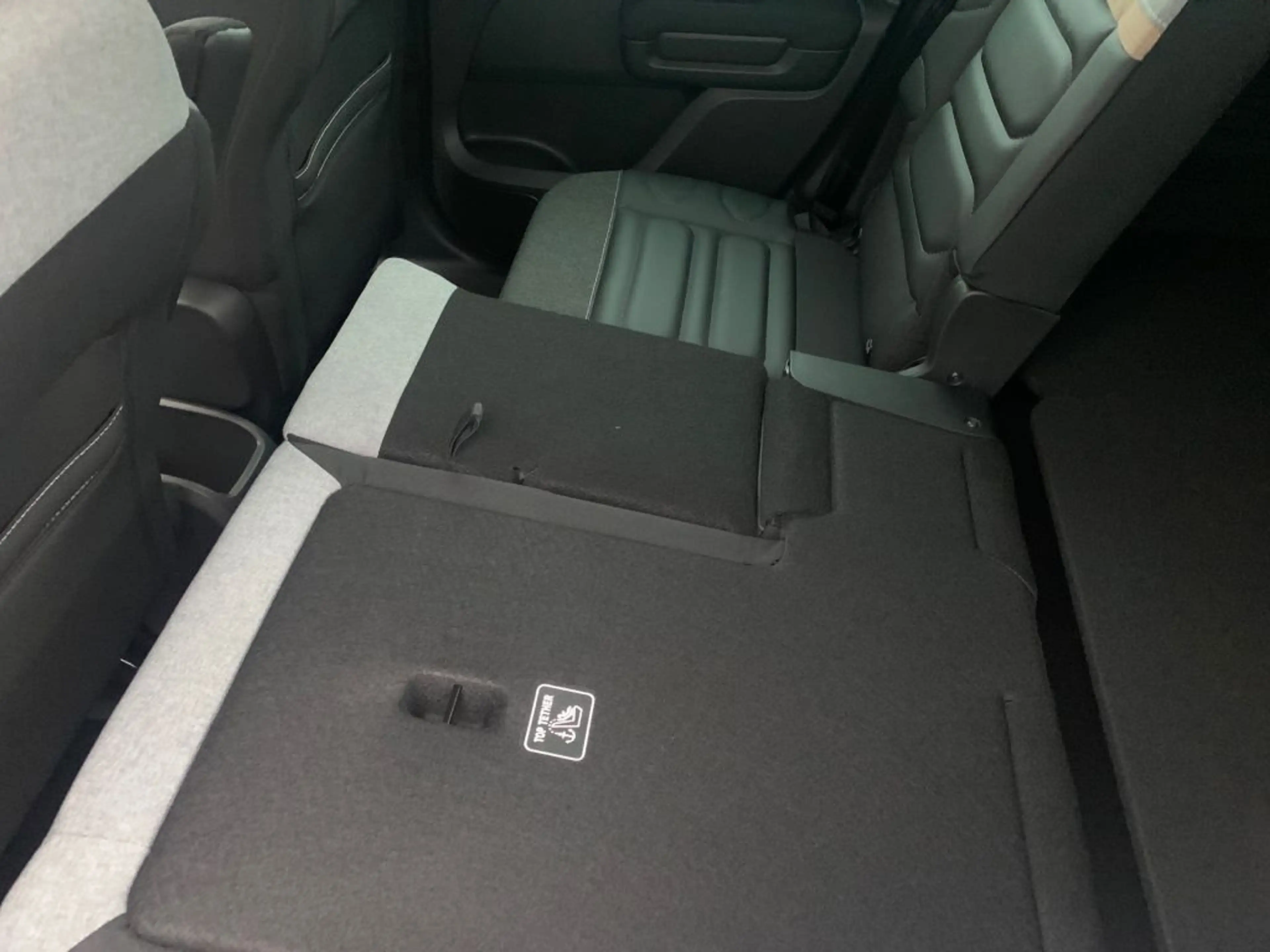 Citroen C3 Aircross PureTech 130 Stop & Start EAT6 OPF PLUS — photo 9
