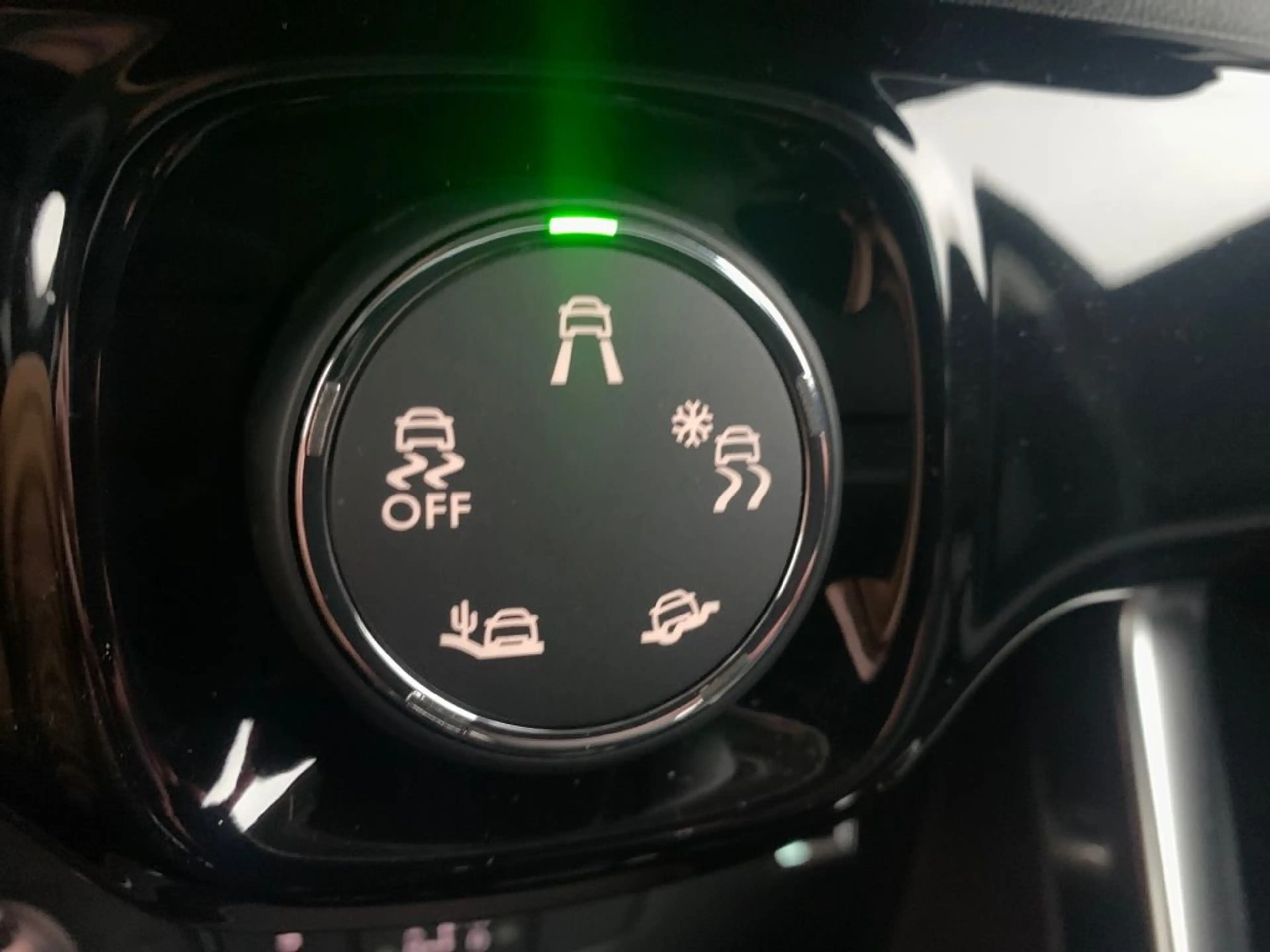 Citroen C3 Aircross PureTech 130 Stop & Start EAT6 OPF PLUS — photo 17