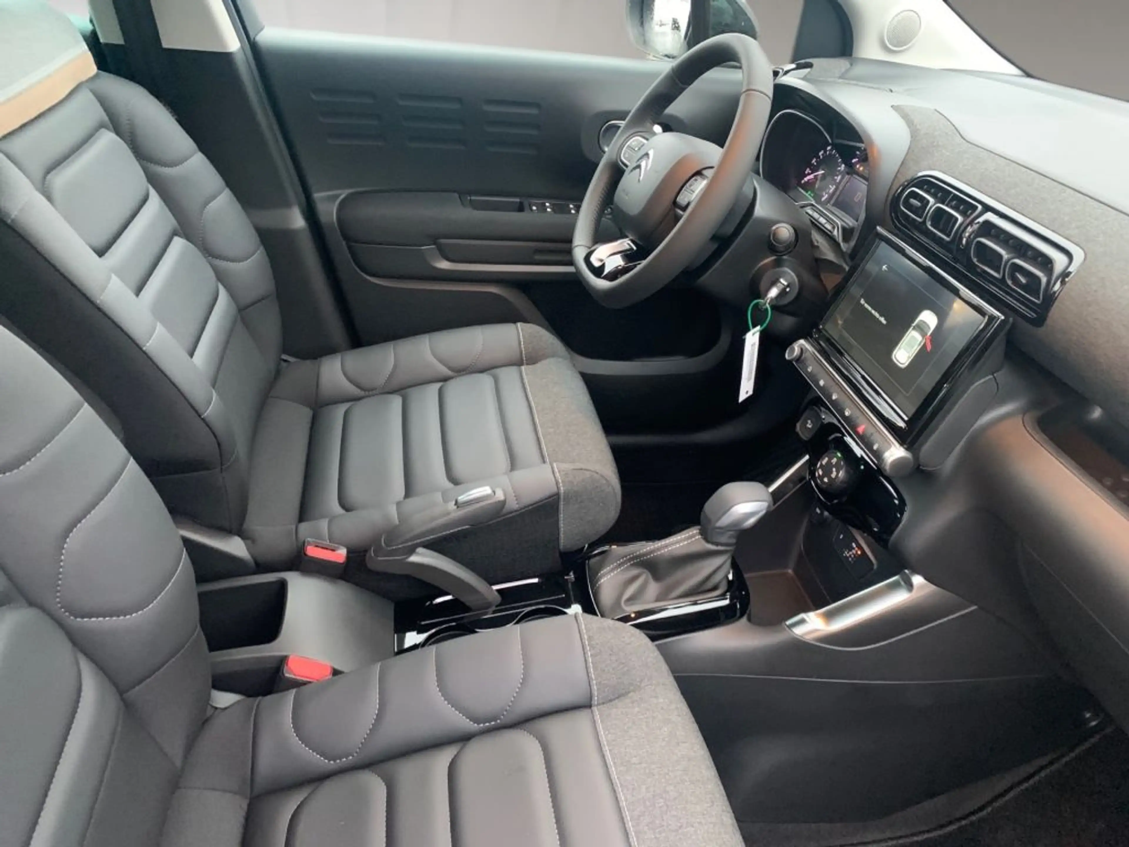 Citroen C3 Aircross PureTech 130 Stop & Start EAT6 OPF PLUS — photo 6