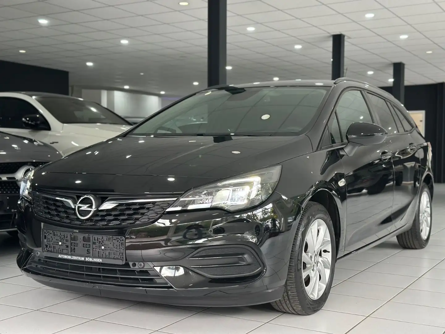 Opel Astra K Sports Tourer Edition S/S*KAMERA*LED*WIN Schwarz - 2