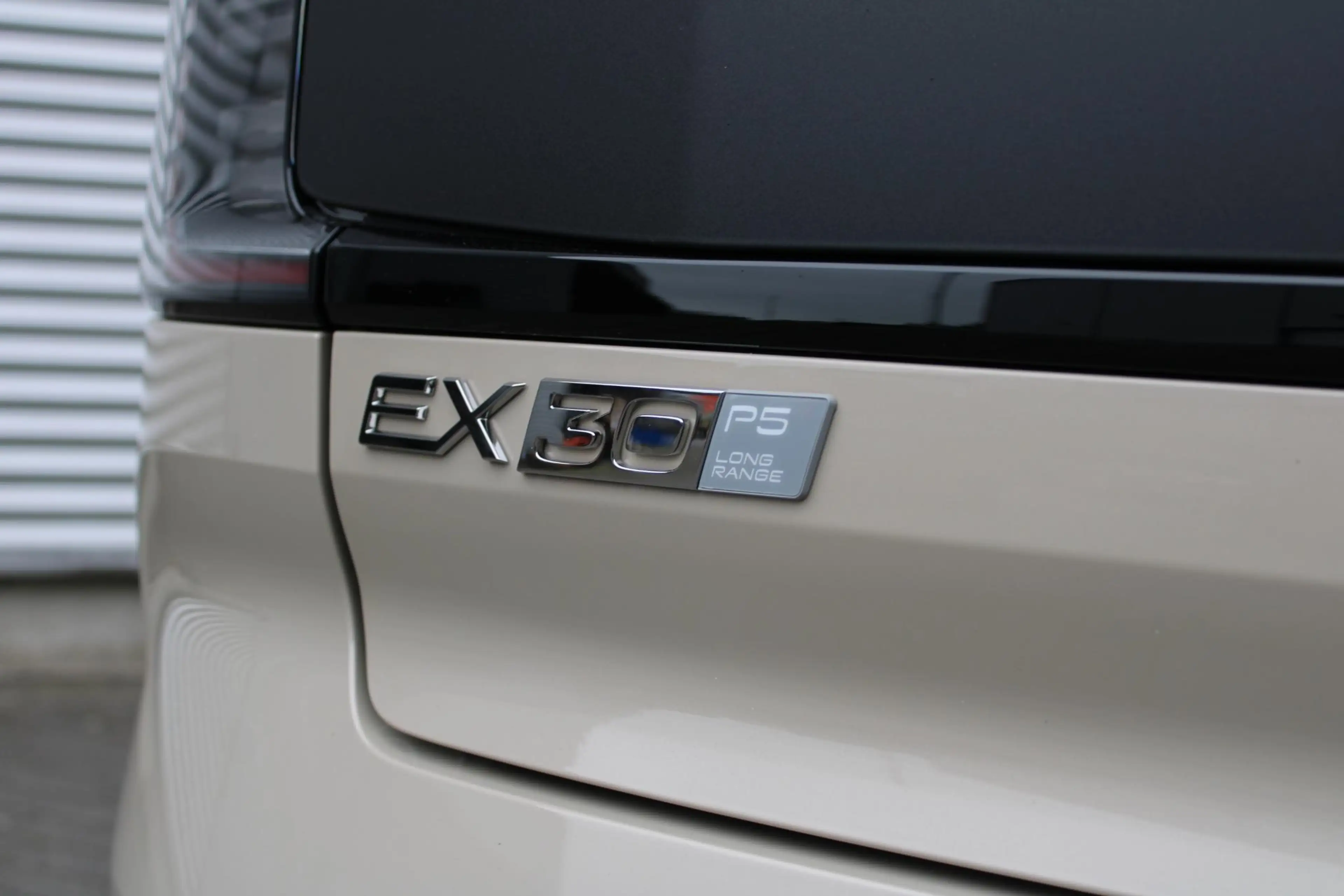 Volvo EX30 Cross Country P5 Long Range Plus Europa 69 kWh Ele — photo 11