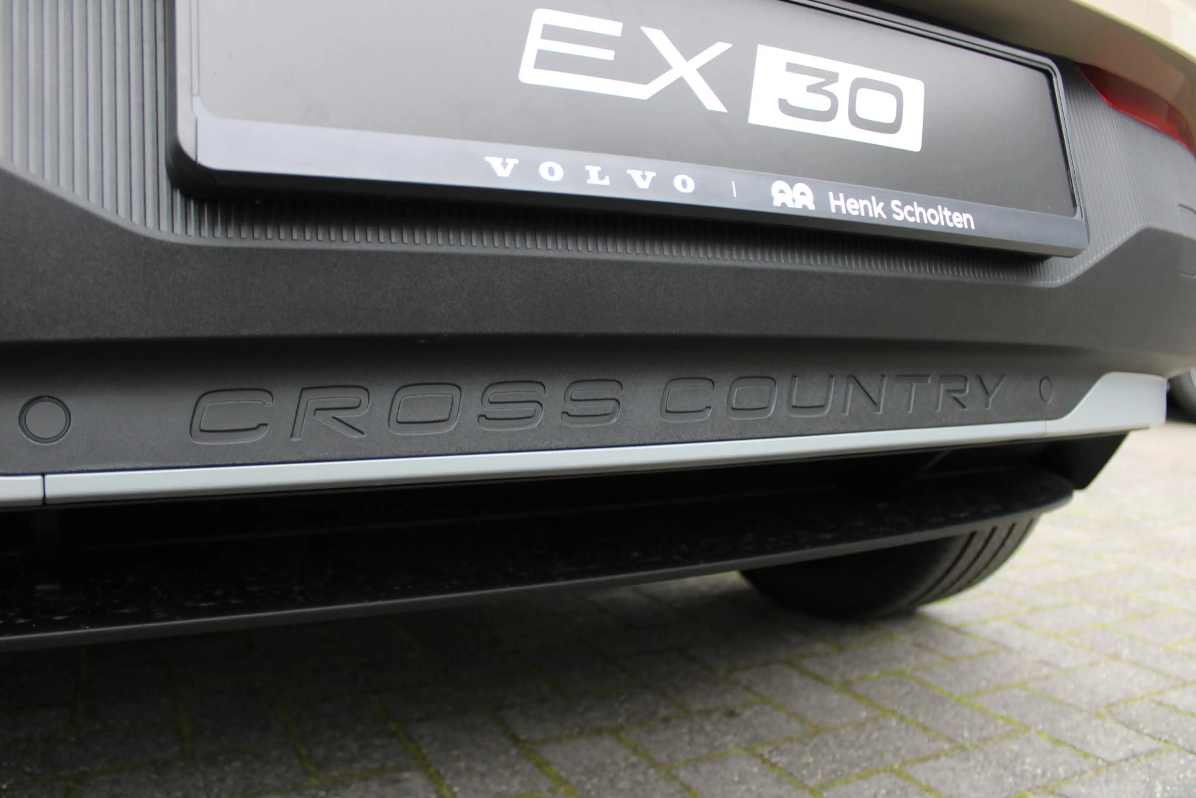 Volvo EX30 Cross Country P5 Long Range Plus Europa 69 kWh Ele — photo 12