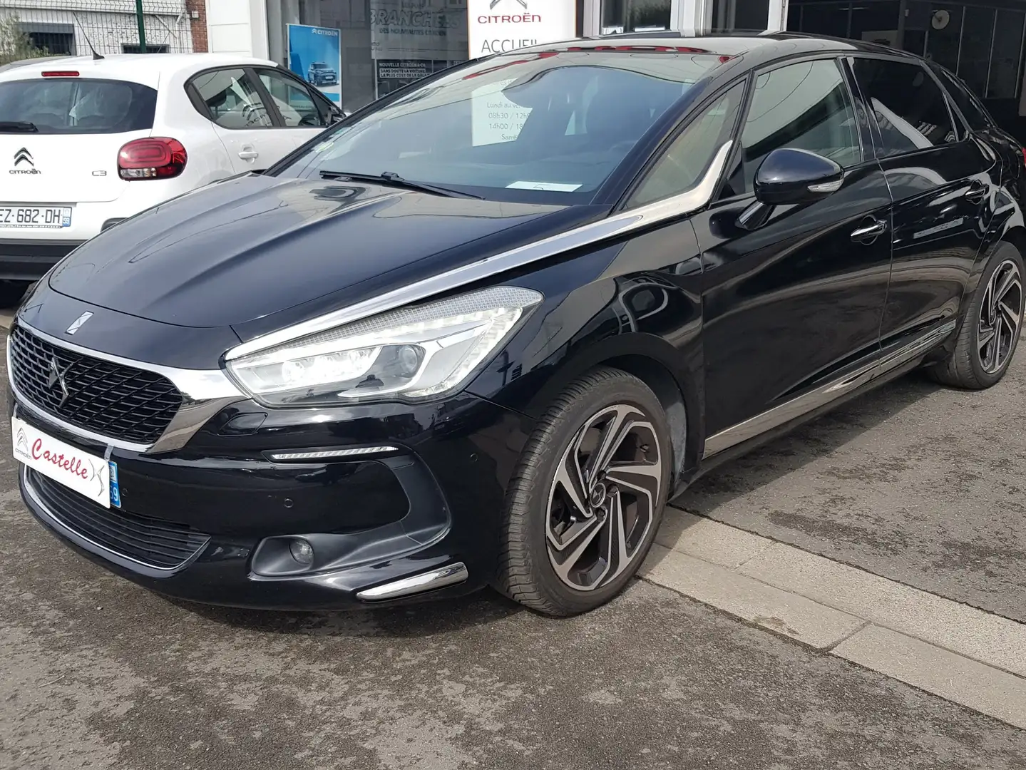 DS Automobiles DS 5 DS5 BlueHDi 180 Sport chic automatique Noir - 1