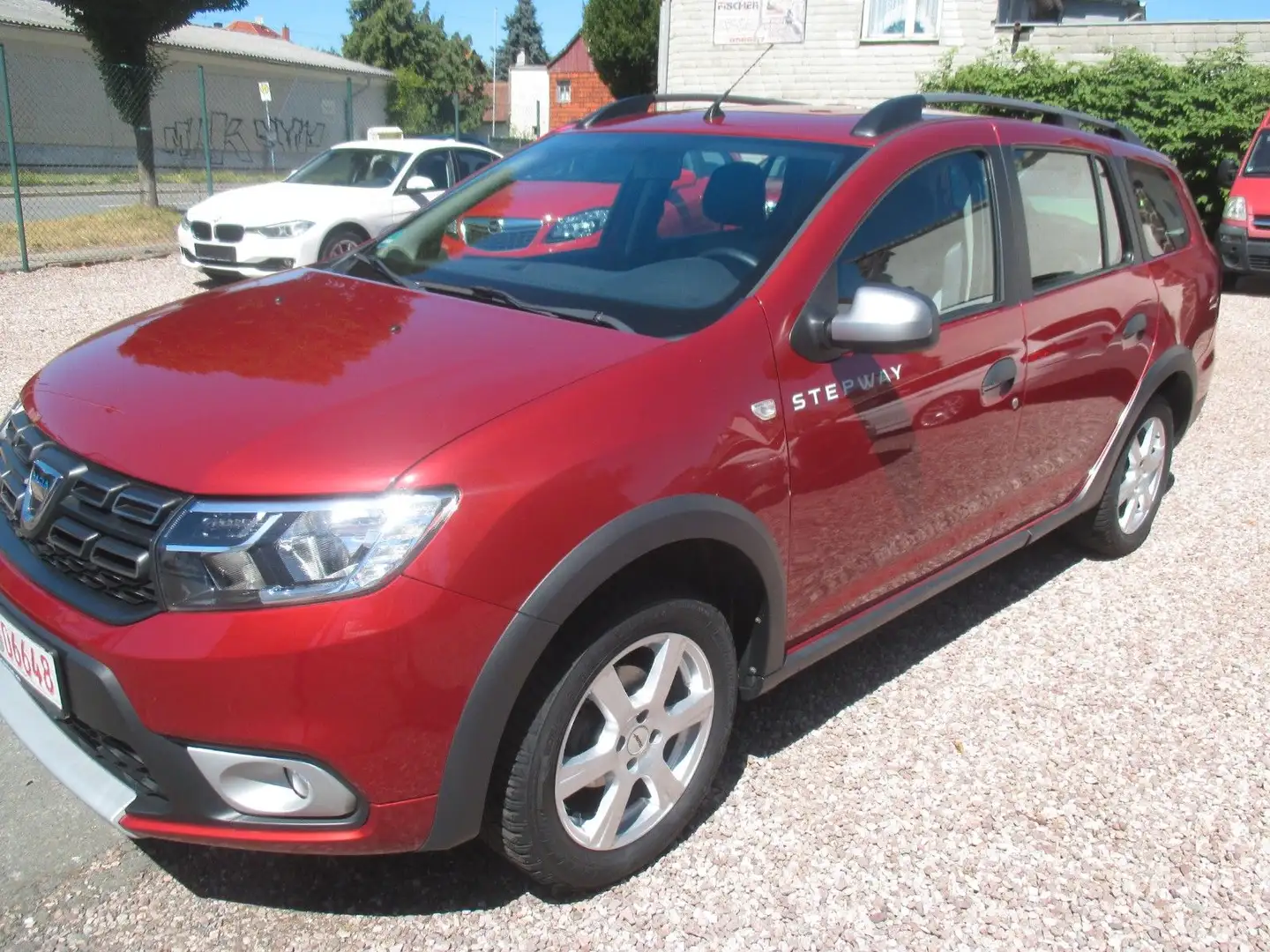 Dacia Logan MCV II Kombi Stepway Navi Kamera Tempomat Rot - 1