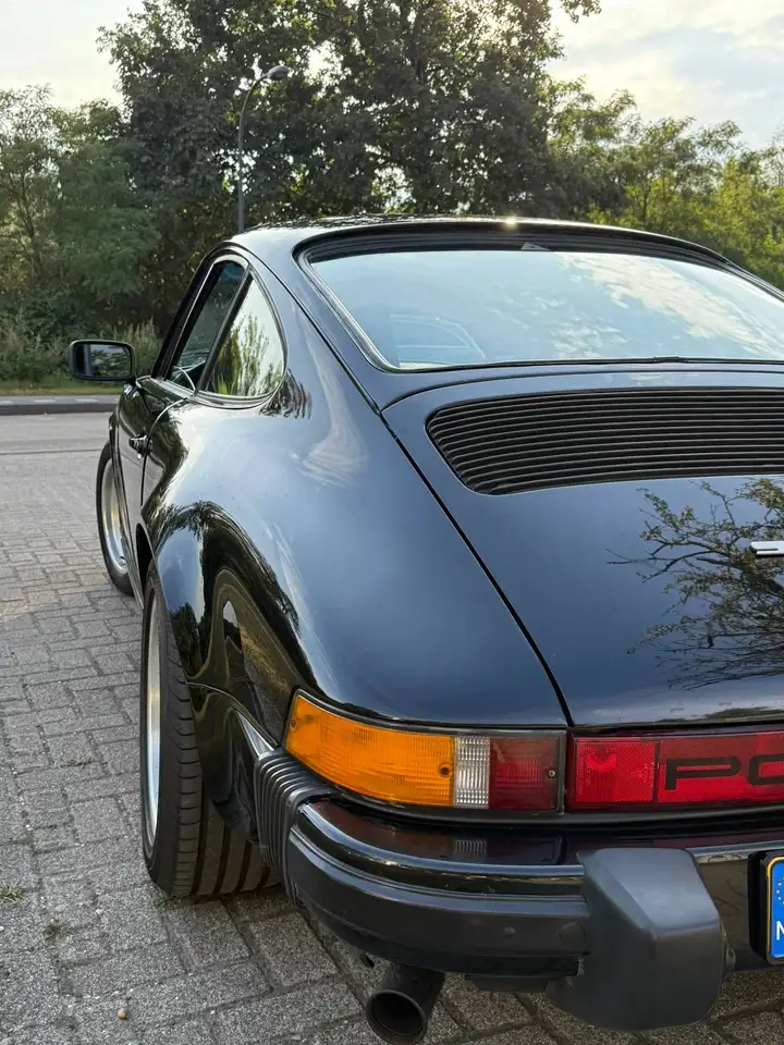 Porsche 911 3.0 SC Coupé, foto 11