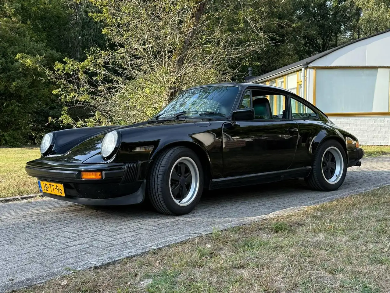 Porsche 911 3.0 SC Coupé, foto 3