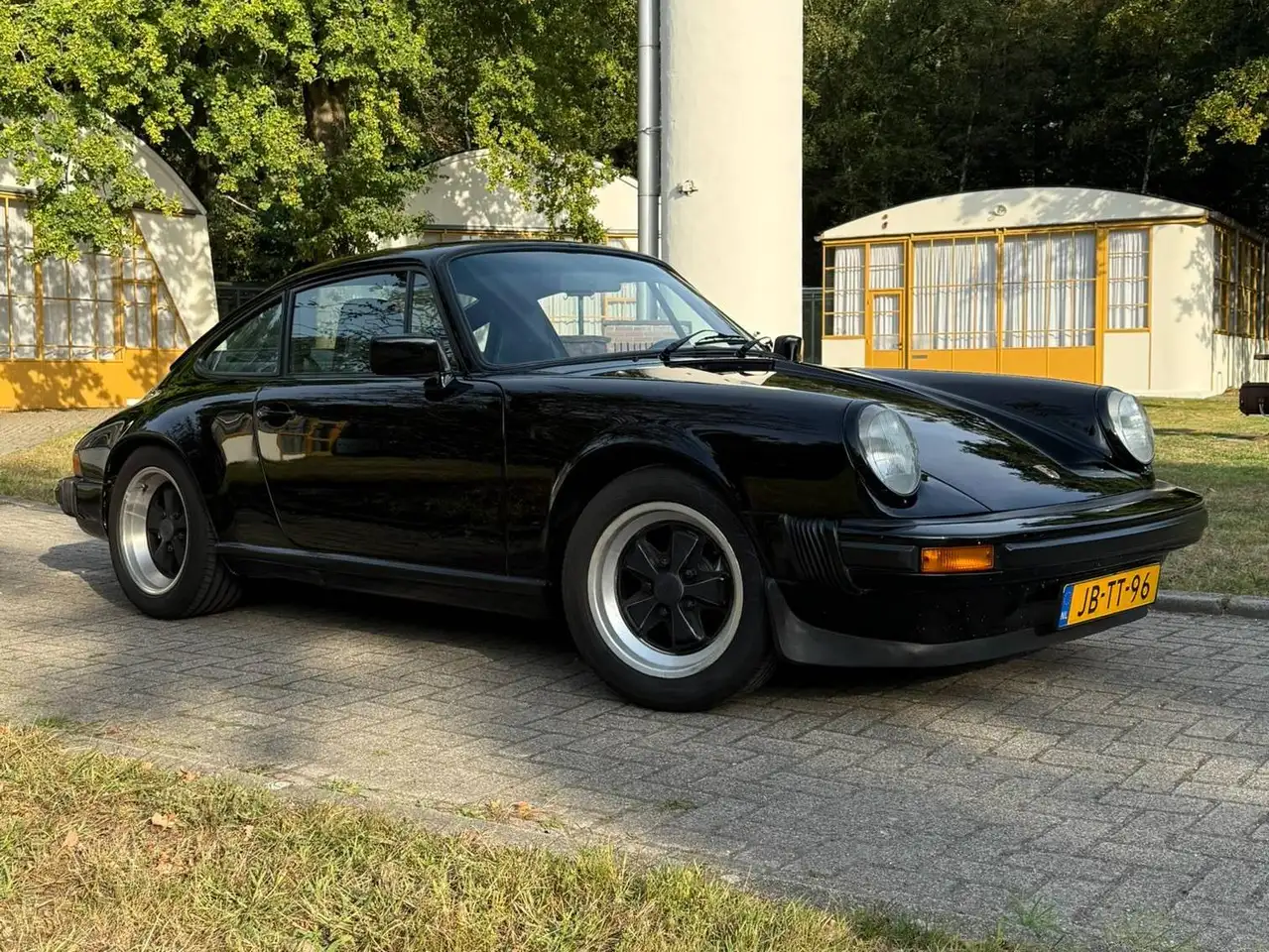 Porsche 911 3.0 SC Coupé, foto 2