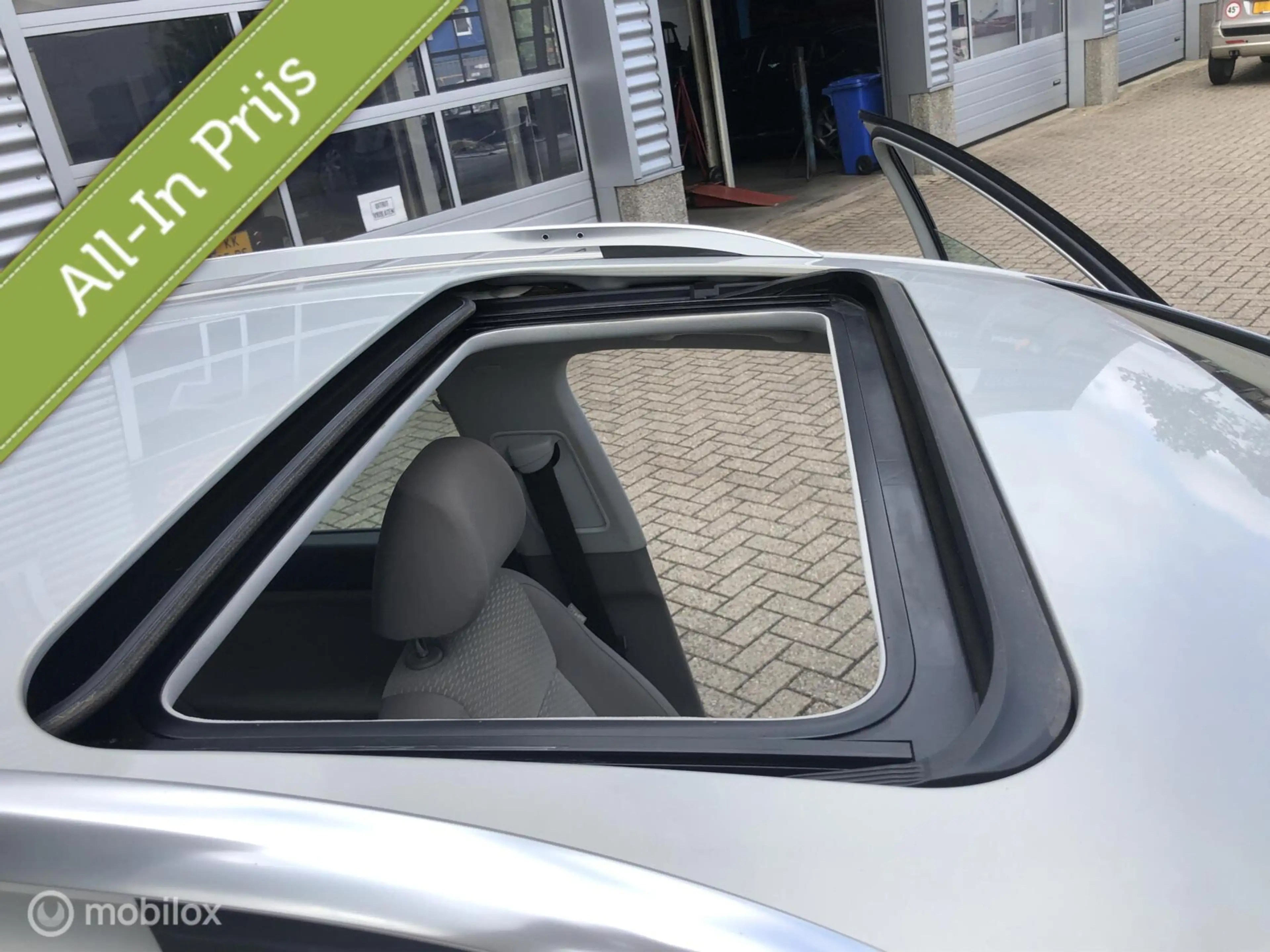 Volkswagen Golf Plus 1.2 TSI Highline BlueMotion — photo 4