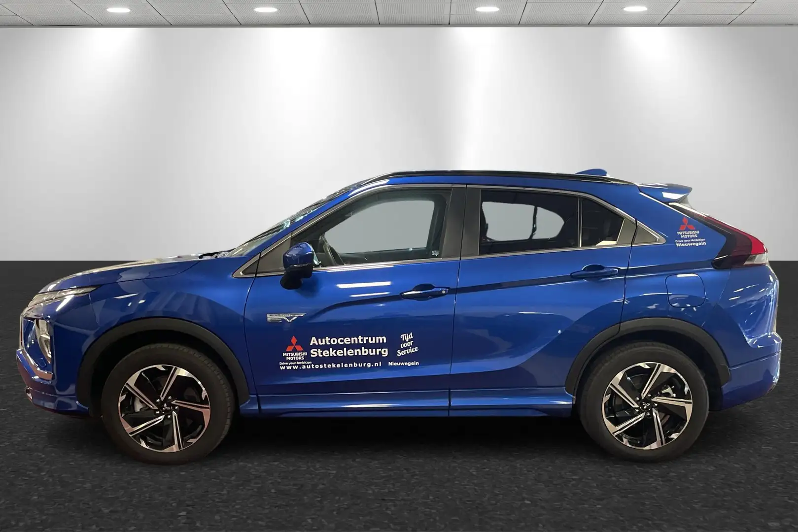 Mitsubishi Eclipse Cross 2.4 PHEV Prestige+ DEMO Bleu - 2