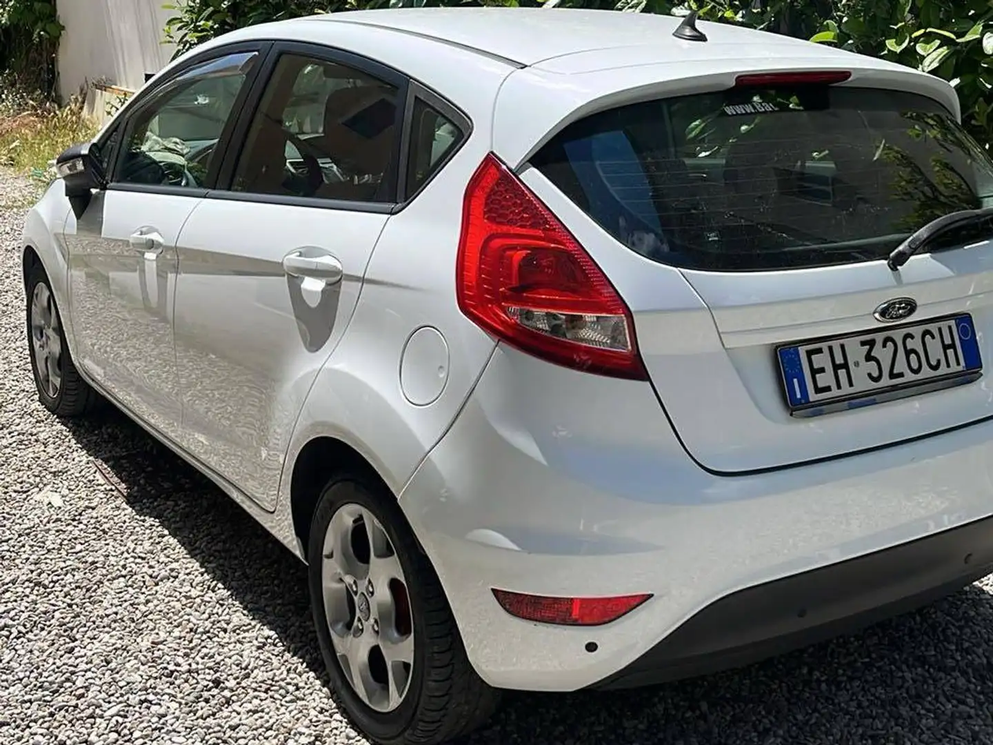 Ford Fiesta Bianco - 2