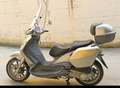 Piaggio Beverly 200 Plateado - thumbnail 2