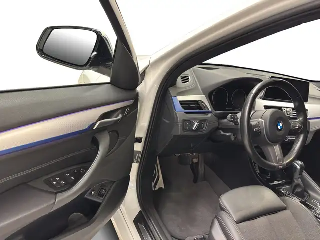 BMW X1 view 13