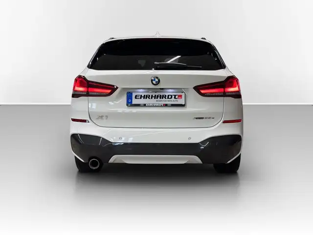 BMW X1 view 7