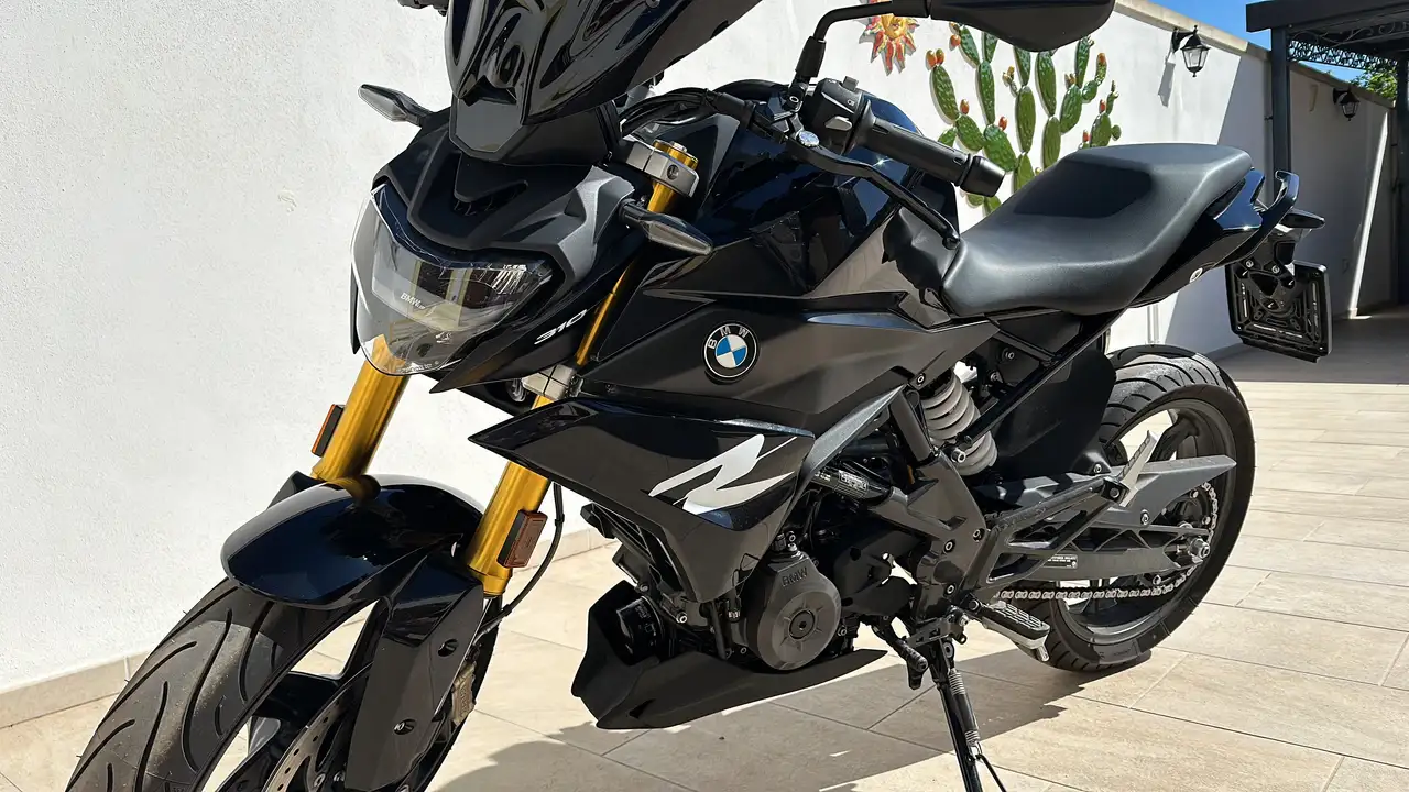 BMW G 310 R
