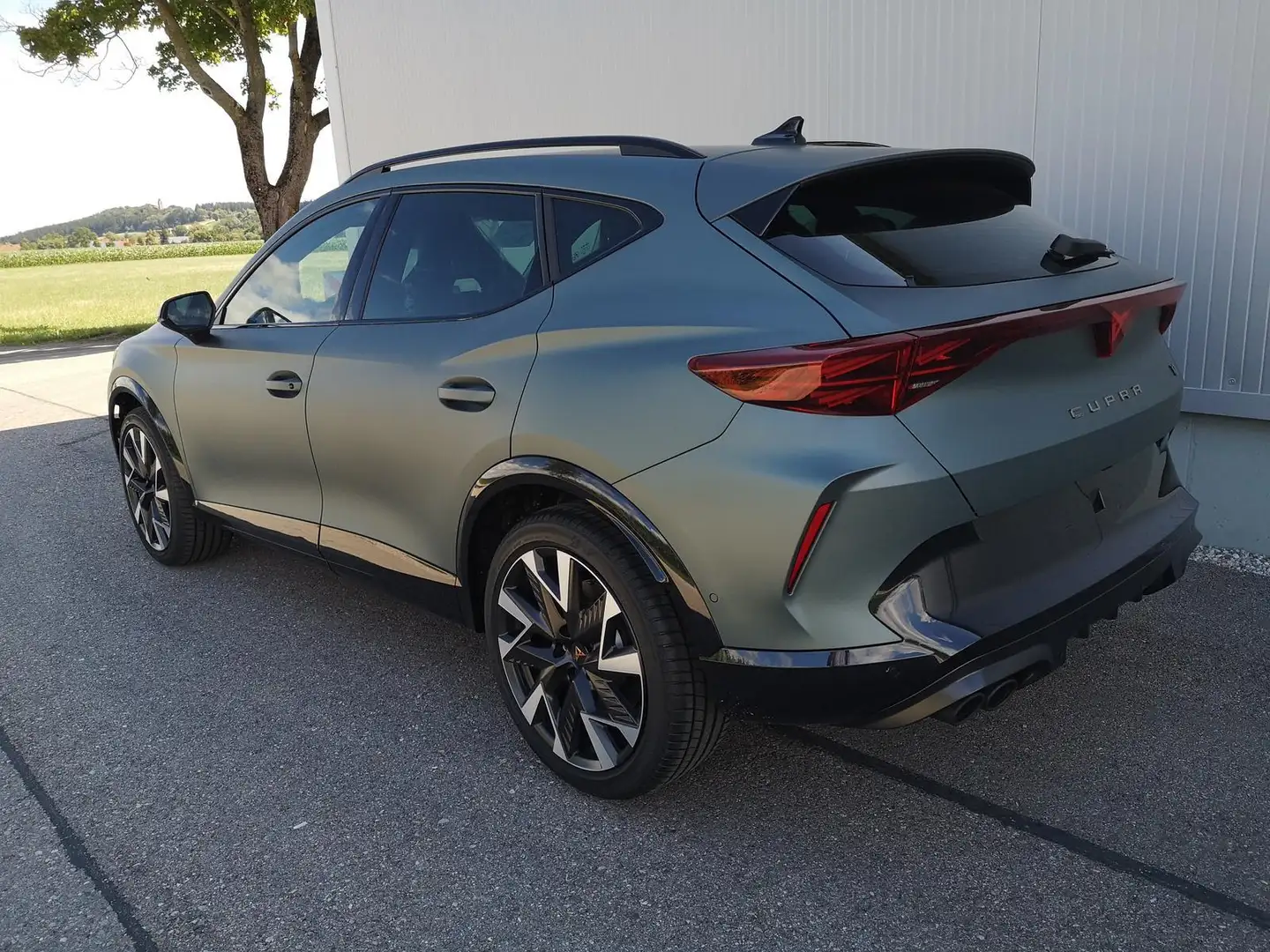 CUPRA Formentor VZ 2.0 TSI 245 kW 4Drive 2.0TSI DSG AHK GV5 Nav... Grau - 2