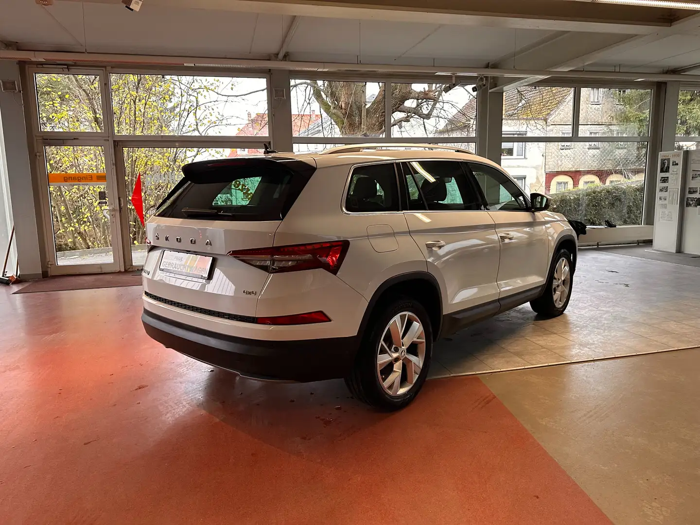 Skoda Kodiaq Style 4x4 DSG*Standheizung*AHK*Leder*LED*ACC*1. Hd Blanc - 2