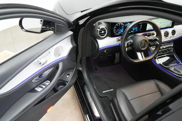 Mercedes-Benz 300 view 15
