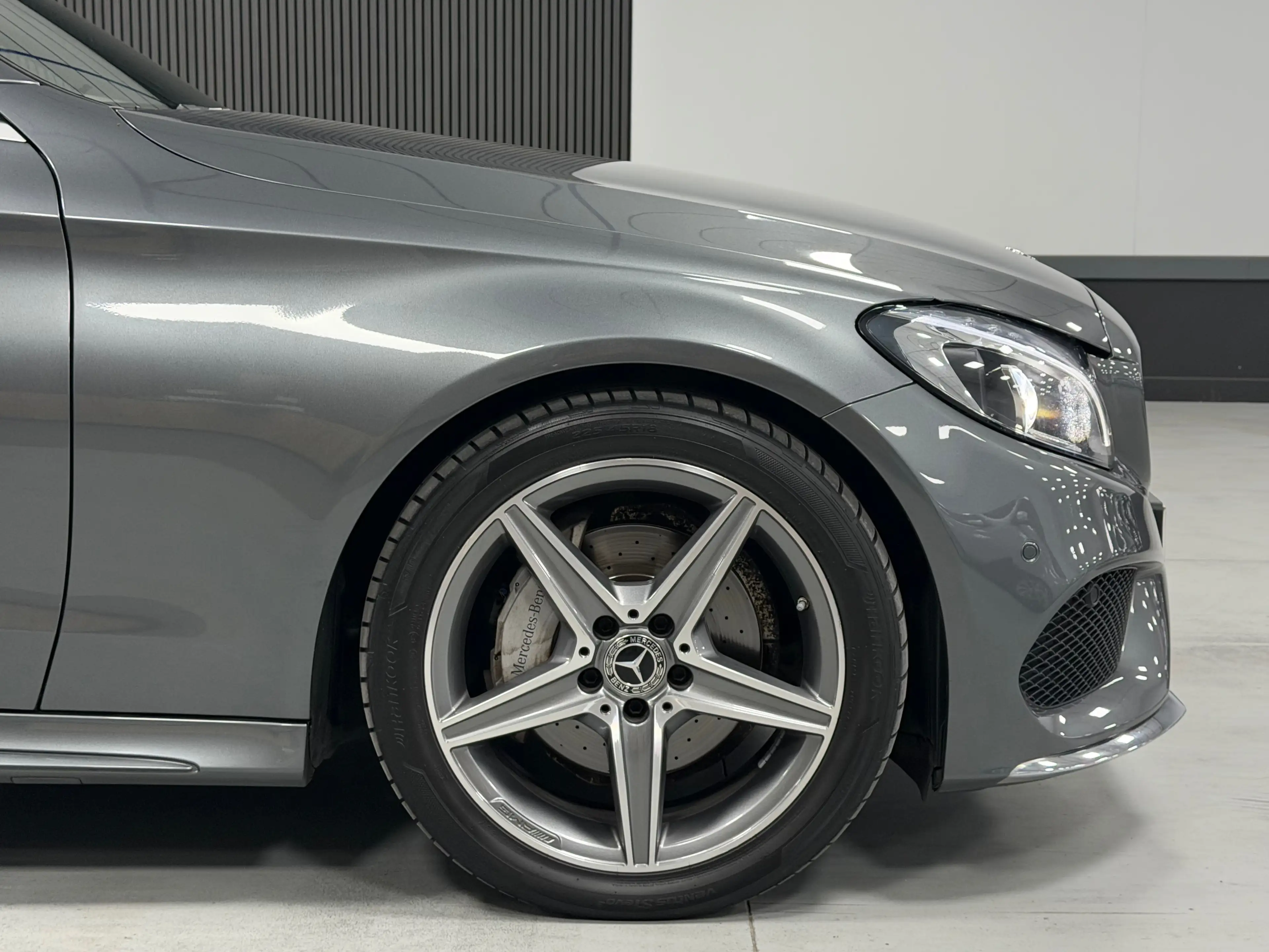 Mercedes-Benz C 220 d Cabriolet PACK AMG Airscarf Gps Xenon Led Cuir Clim Full Options Garantie 1An — photo 15