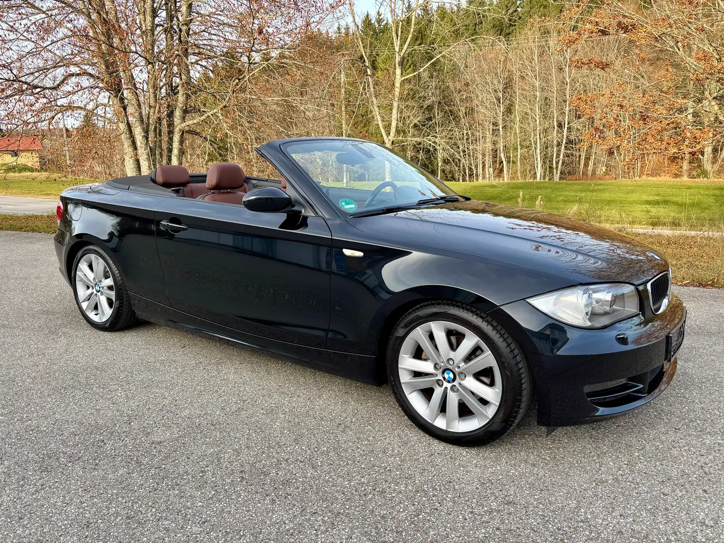BMW 120 120i Xenon Leder SHZ PDC Schwarz - 2