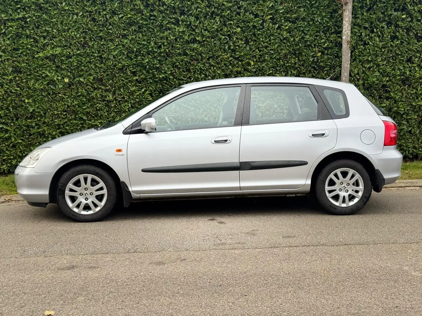 Honda Civic 1.6 VTEC Ezüst - 2