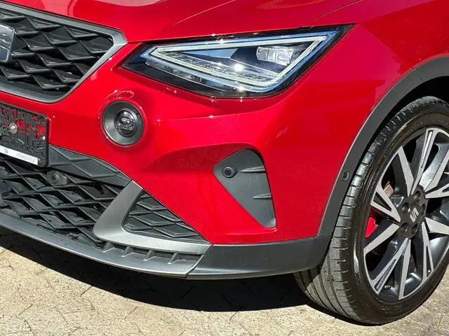 SEAT Arona view 3