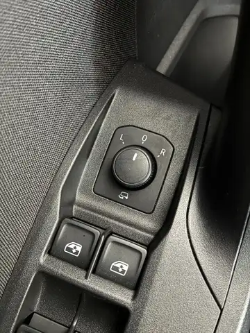 SEAT Arona view 8