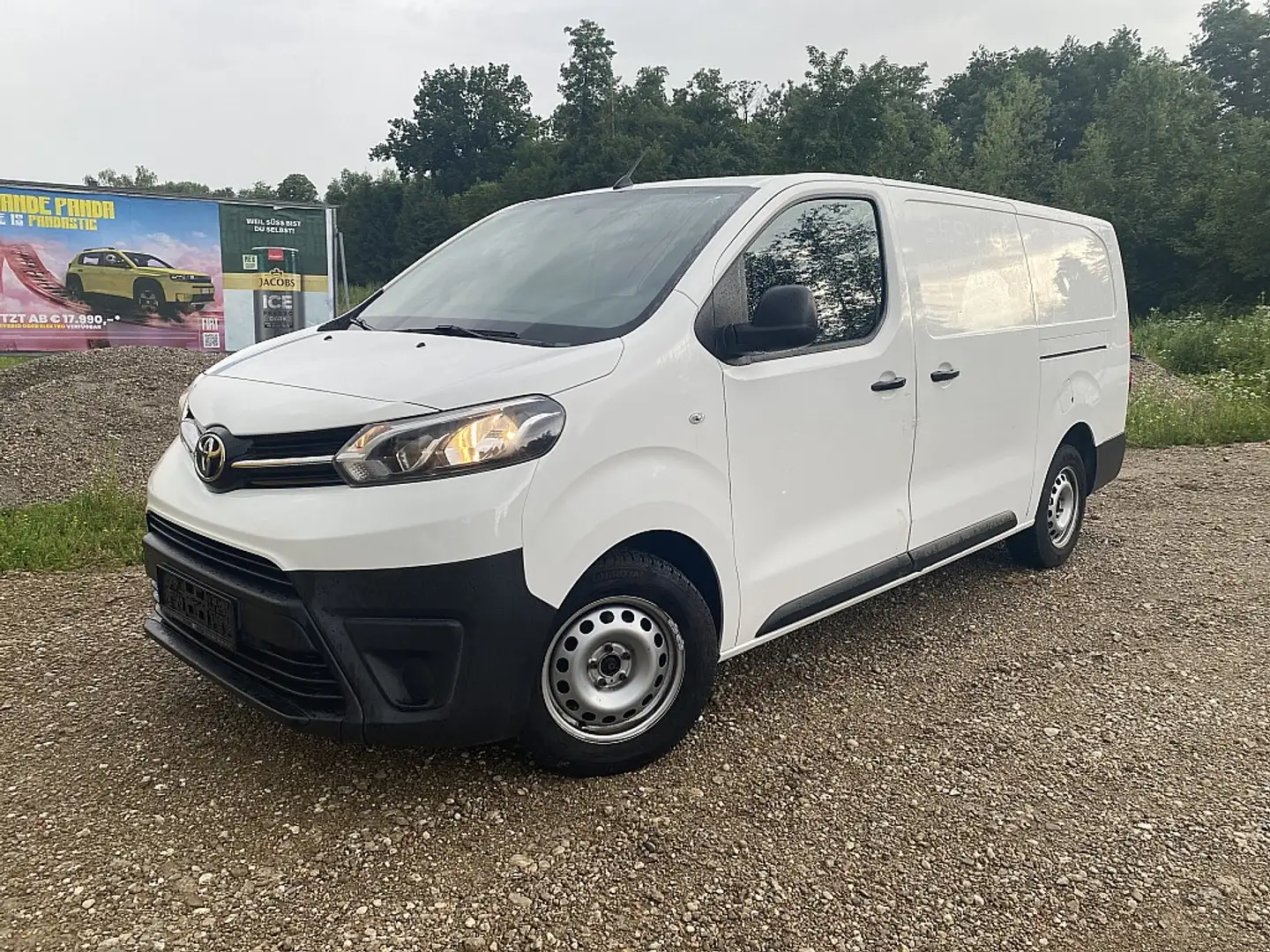 Toyota Proace Pro Ace 2,0 D Lang Heckklappe,Schiebetür li und re Weiß - 2
