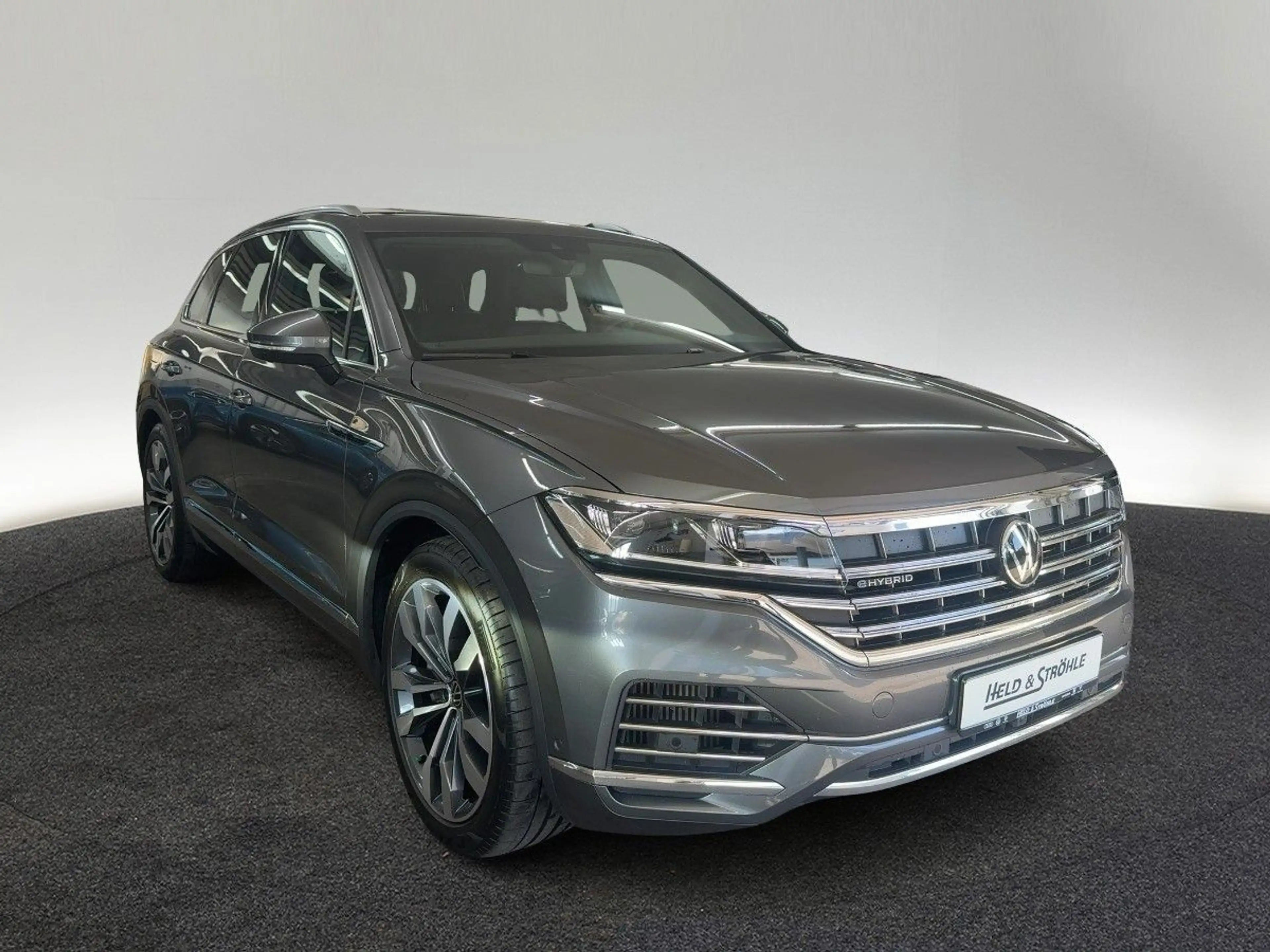 Volkswagen Touareg Elegance V6 eHybrid 4M PANO LUFT 360°KAM — photo 5