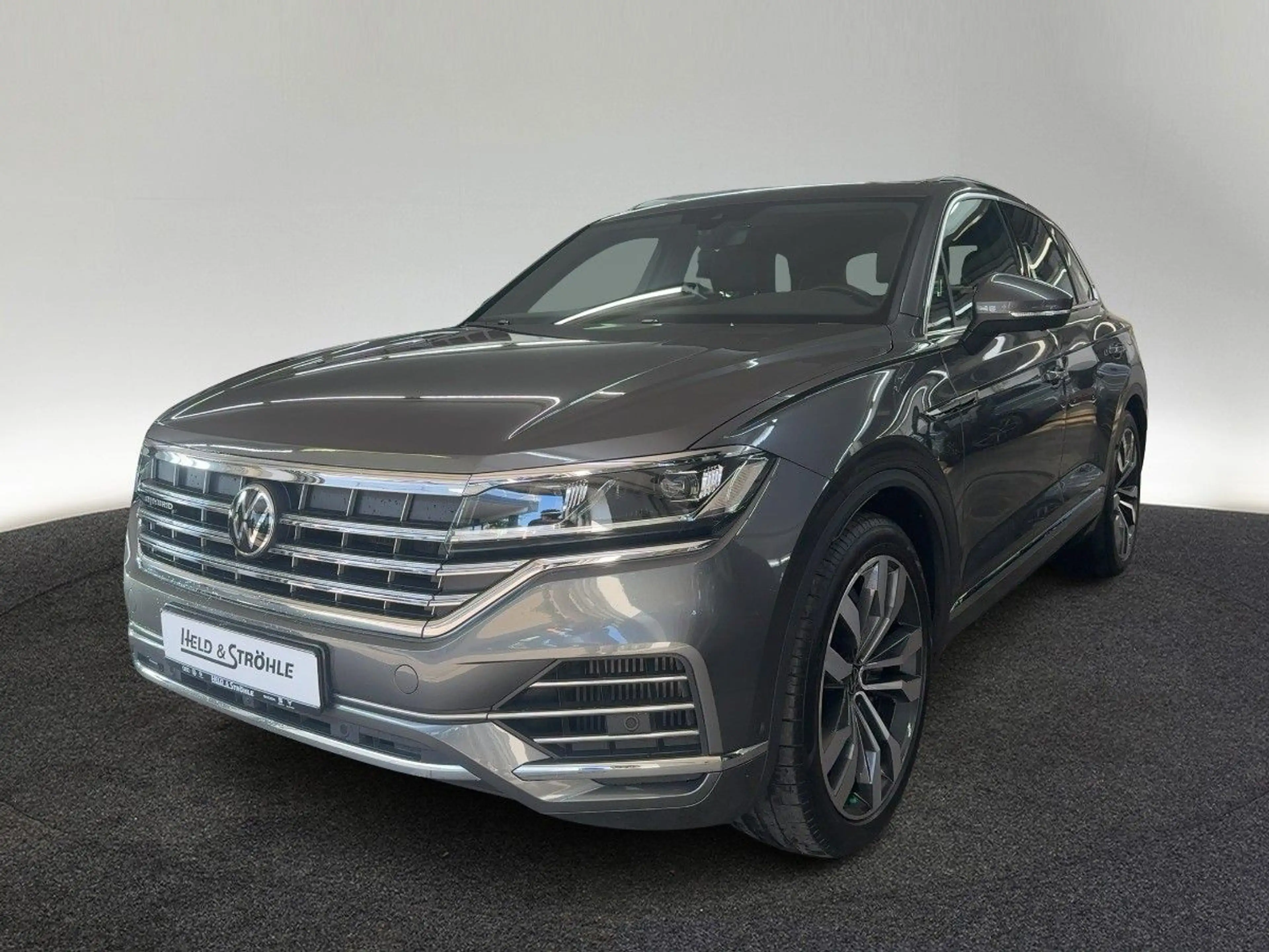 Volkswagen Touareg Elegance V6 eHybrid 4M PANO LUFT 360°KAM — photo 2