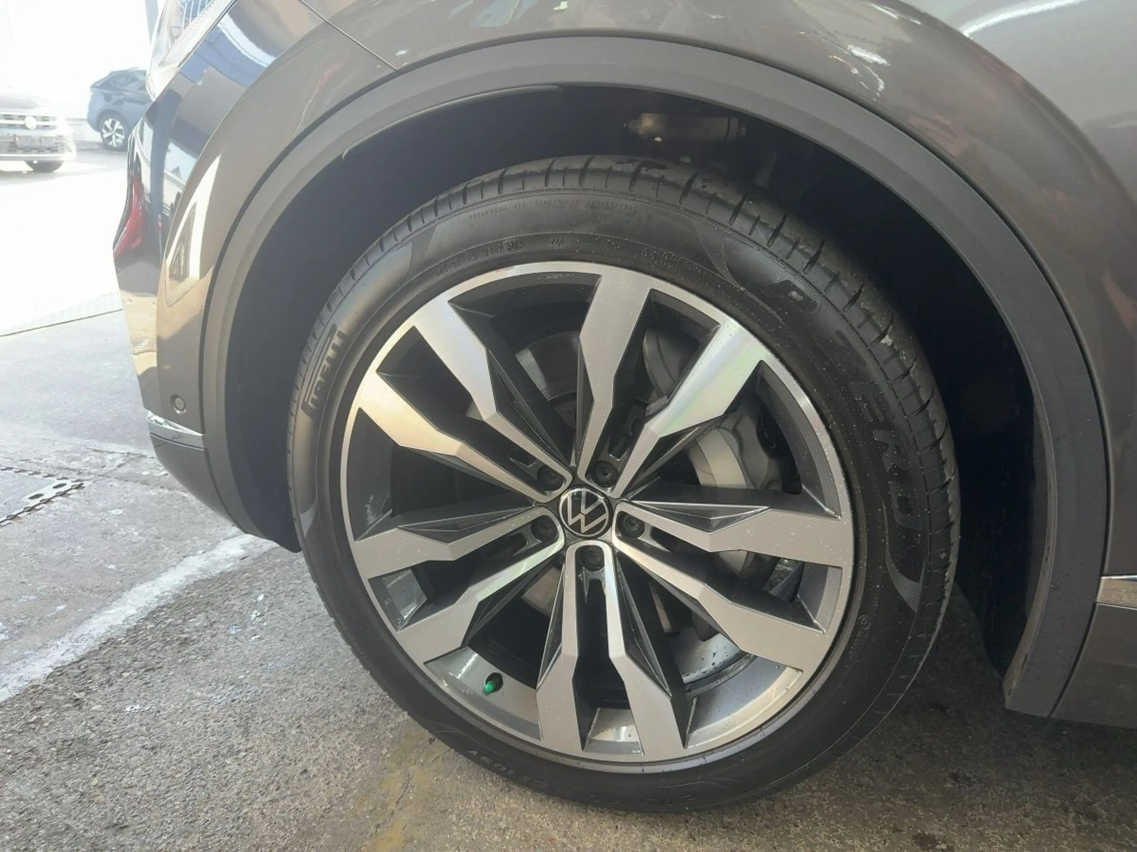 Volkswagen Touareg Elegance V6 eHybrid 4M PANO LUFT 360°KAM — photo 12