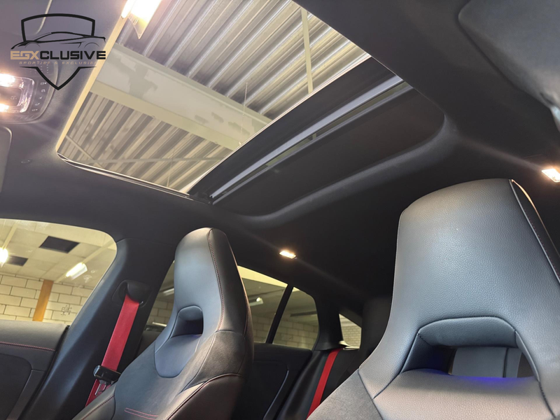 Mercedes-Benz CLA 45 AMG Shooting Brake S 4MATIC+ Premium Plus PANO | ACC | — photo 18