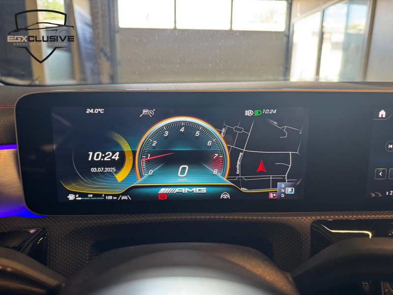 Mercedes-Benz CLA 45 AMG Shooting Brake S 4MATIC+ Premium Plus PANO | ACC | — photo 20